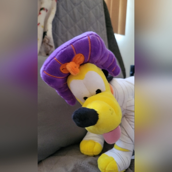 Pluto Mummy plushie - Picture 2 of 3